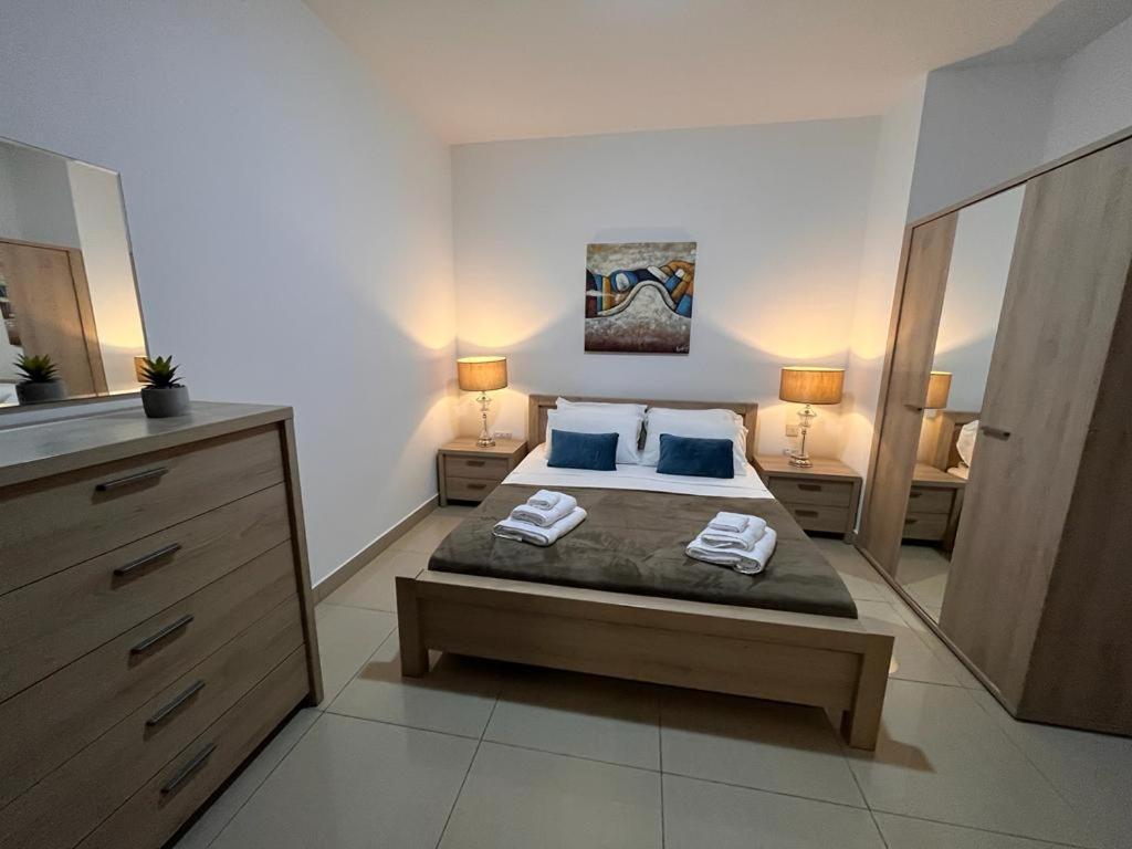 Crimson Court Appartement Is-Swieqi Buitenkant foto